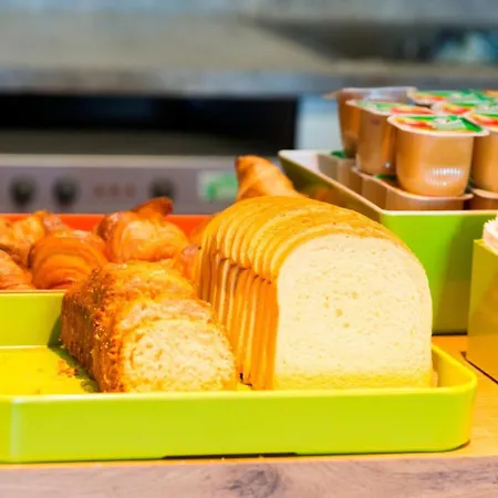 Hotel Ibis Budget 2*