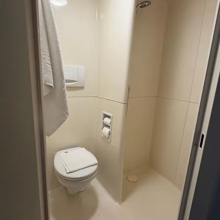 Hotel Ibis Budget 2*