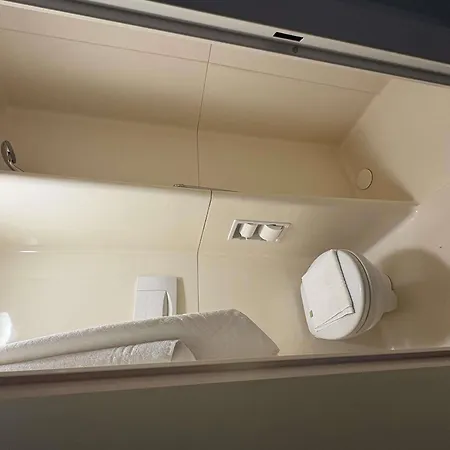 Ibis Budget Hotel 2*