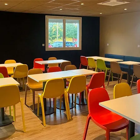 Ibis Budget Hotel 2*