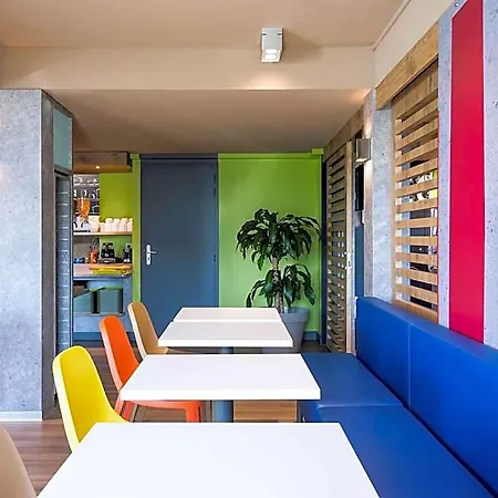 Ibis Budget Hotel 2*